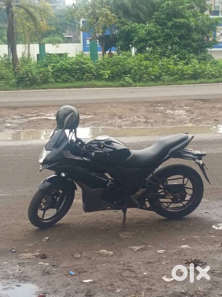 Suzuki Gixxer sf 150