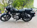 Royal Enfield classic 350 ,Black Colour , super condition,