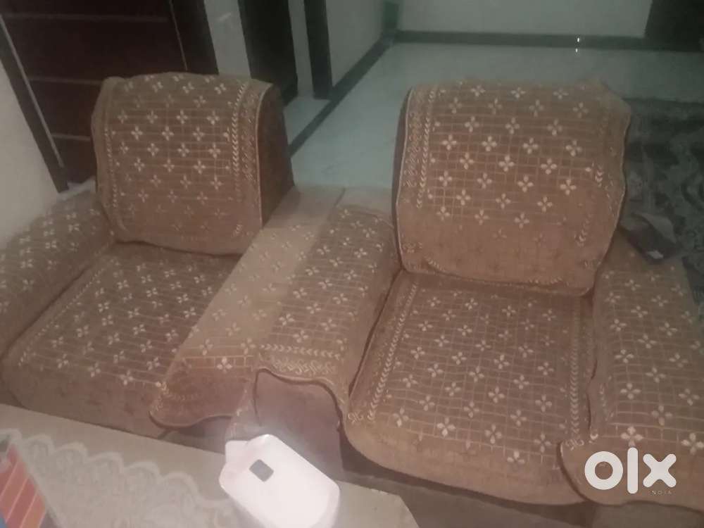 New sofa lana k liye