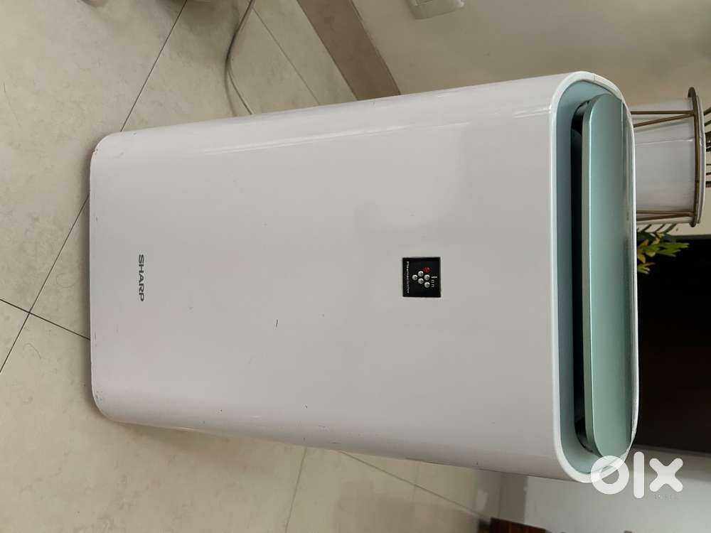 Sharp Air Purifier DW-E16FA-W  Plasmacluster + Dehumidifier
