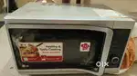 LG MICROWAVE with convention