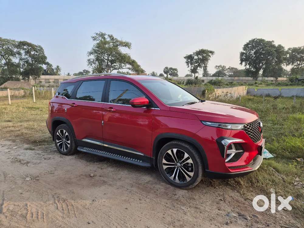 MG Hector Plus 2022