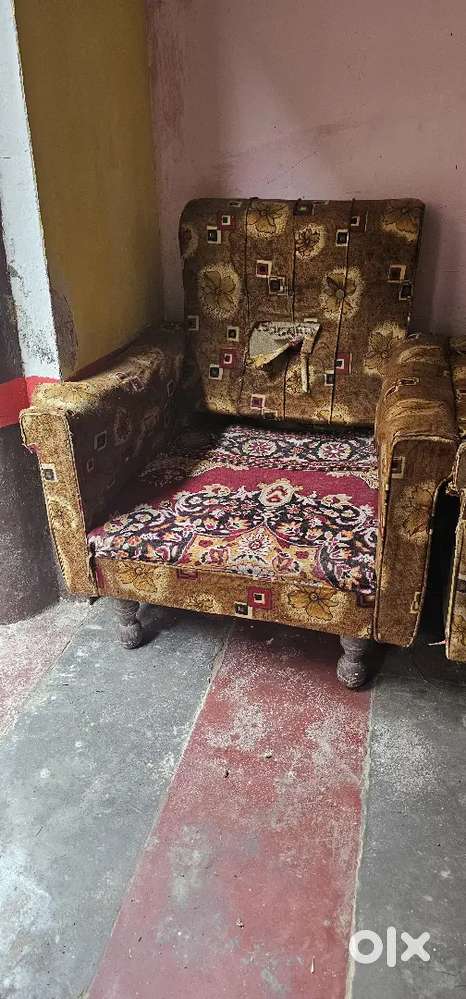Sofa for Repair