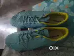 Shoesw with good quality victor x