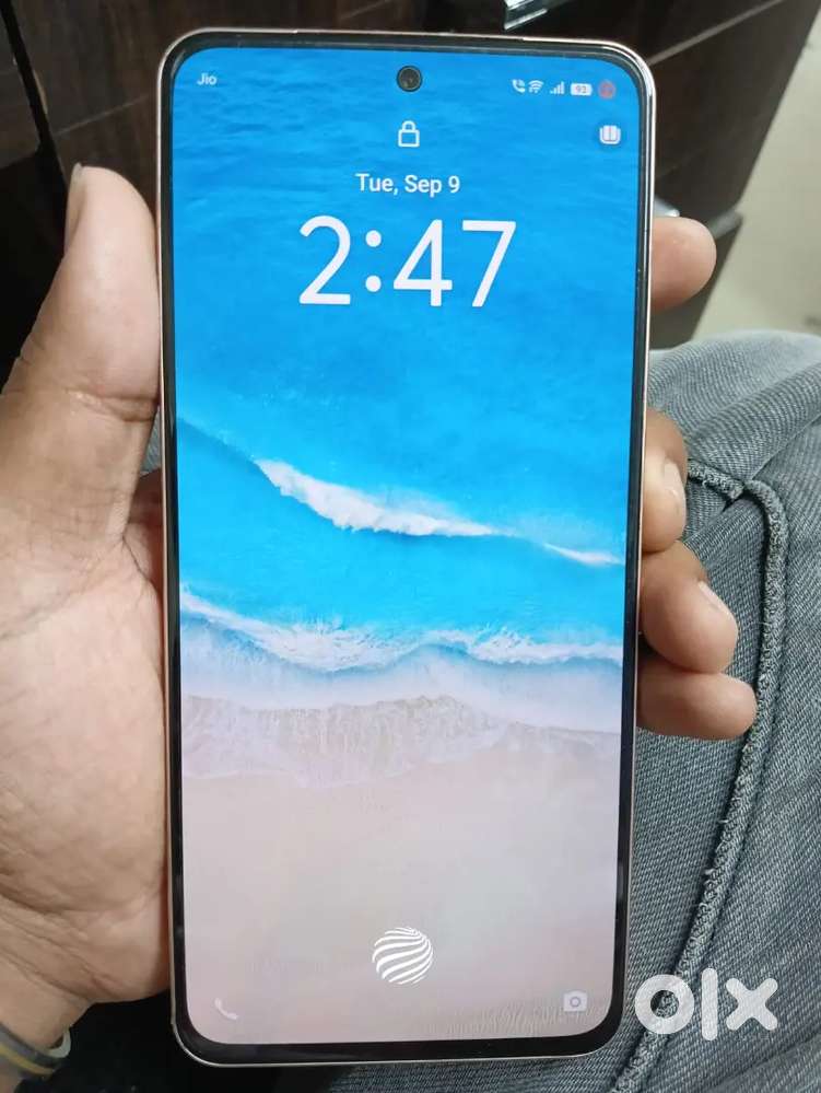 Vivo y200.