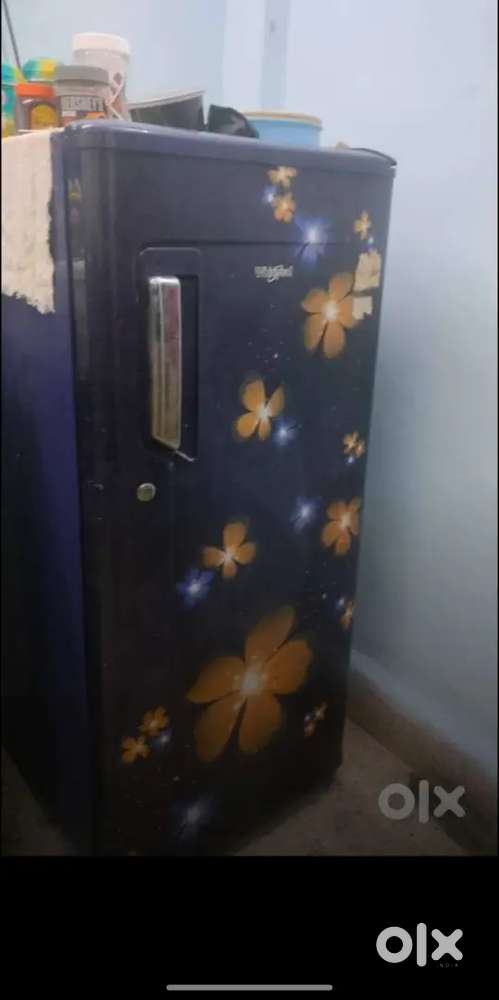 Whirlpool Fridge, Floral design, 190L