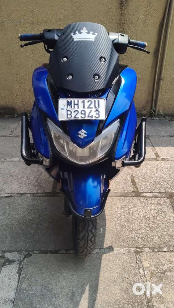 NEW BURGMAN STREET BT
COLOUR BLUE