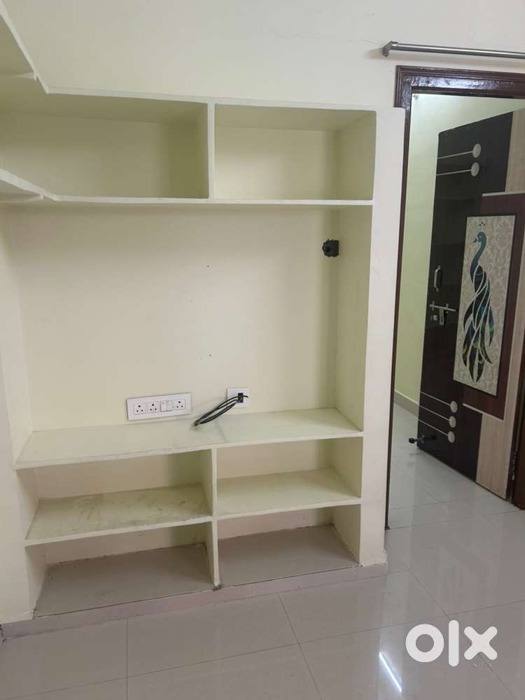 To-Let/Moosapet/1RK/Family or girls-3 only/ground/separate