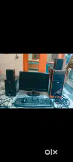 Samsung PC bundle monitor Logitech keyboard mouse  a good condition