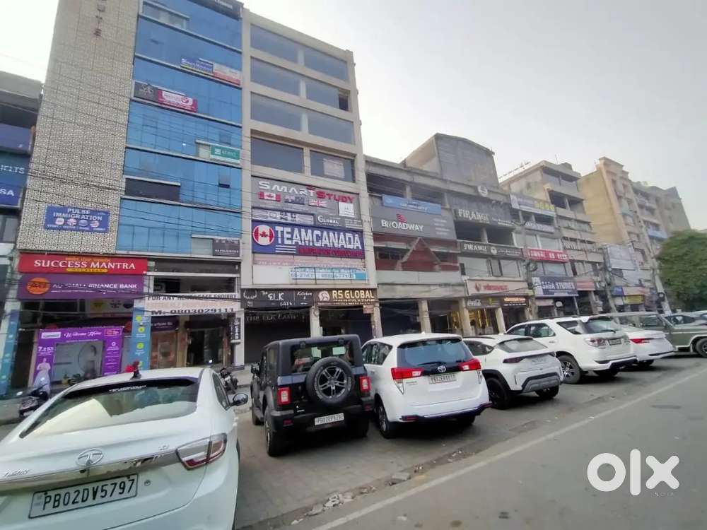 Office space for rent in Ranjit Avenue Amritsar
