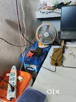 Table fan with bill