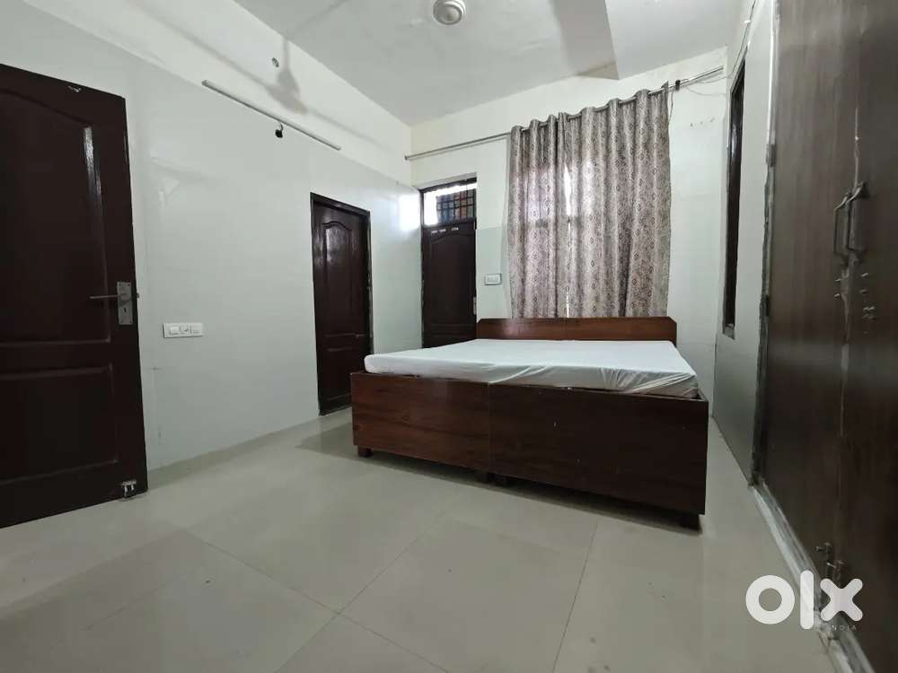 Fully furnished 1bhk sector 8 Panchkula near it park