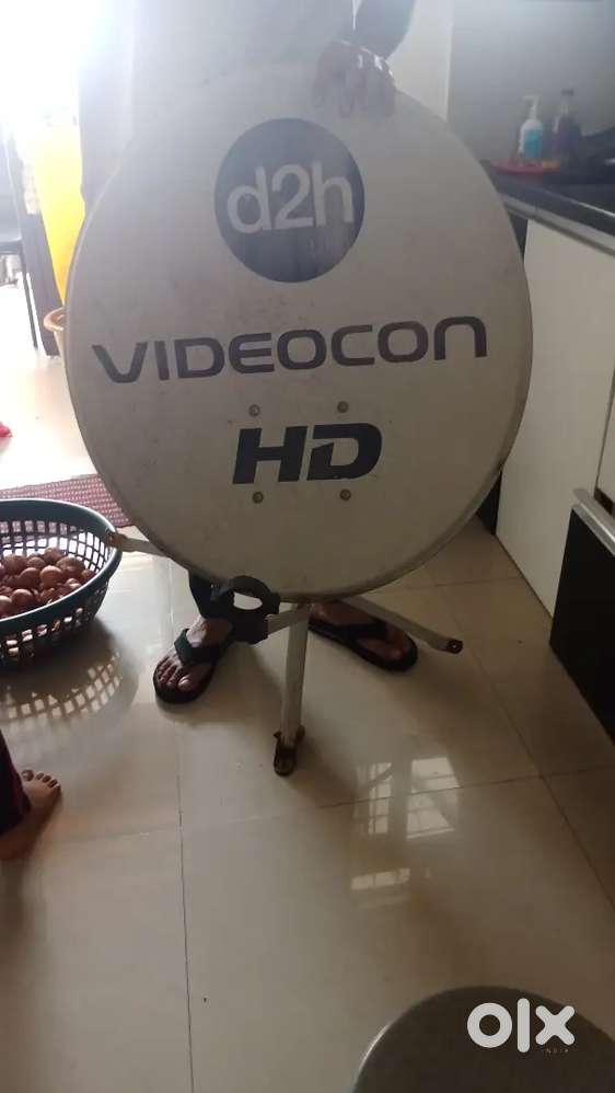 Videocon d2h HD Dish for Sale (Receiver/ Antenna Head) missing