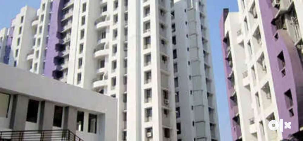 2BHK Flat with Swimming Pool, GYM near Hypercity, Gcorp, Schools,Dmart