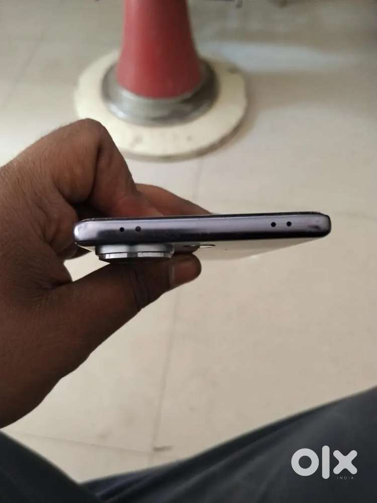 Vivo v60 grey colour