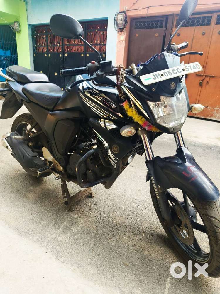 Very Good condition Yamaha FZS 2.0 2018 for sell