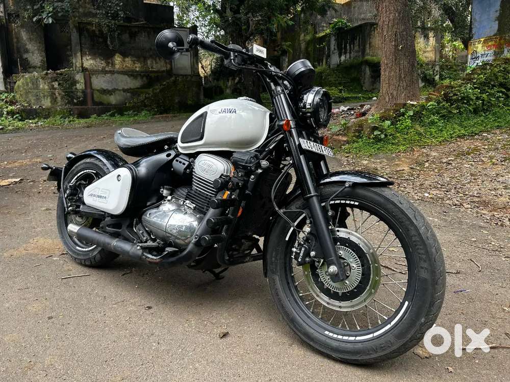 JAWA 42 BOBBER NEW CONDITION