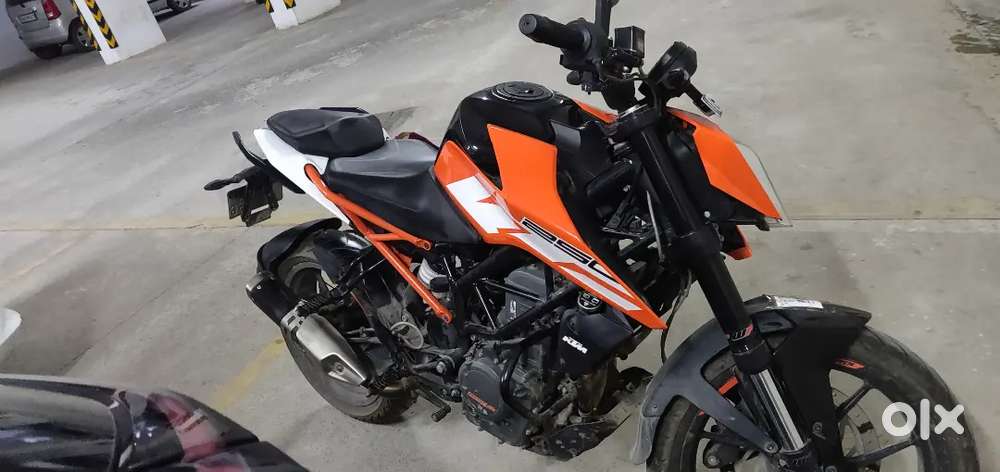 KTM Duke 250cc in good condition