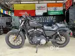 HARLEY-DAVIDSON IRON 883