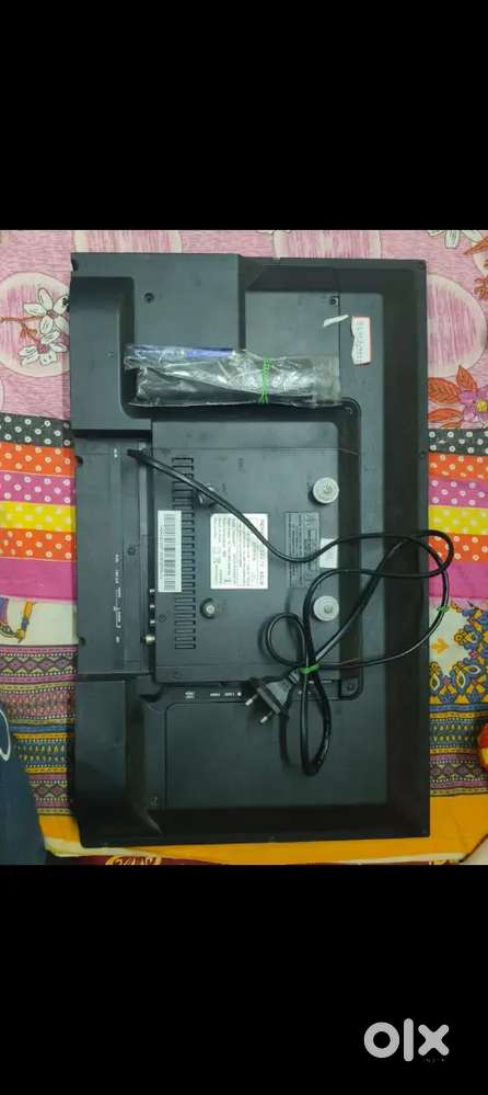 Thompson 24 inch HD Ready LED SMART LINUX TV with 20 W sound output