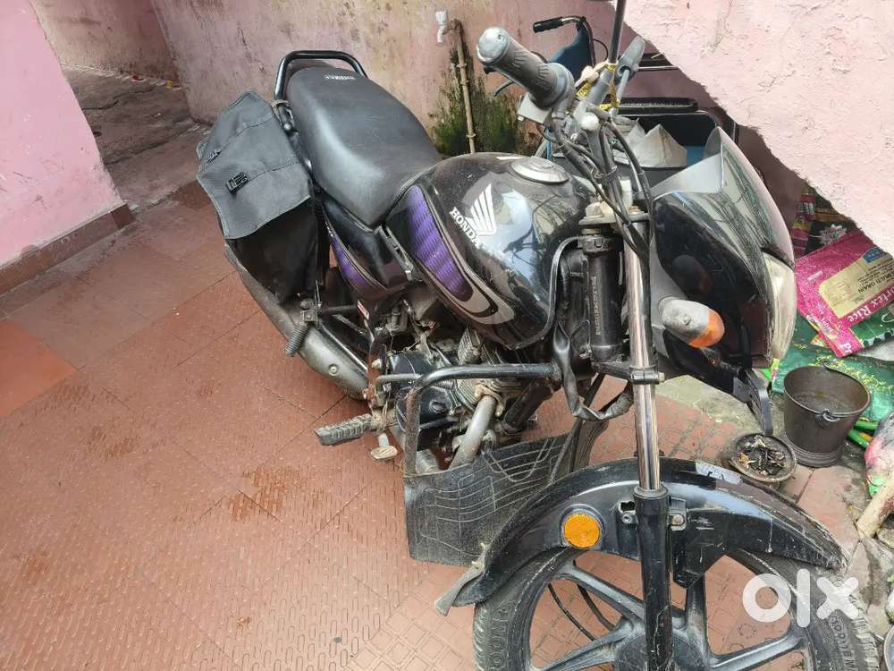 Gadi ka PuC insurance complete hai