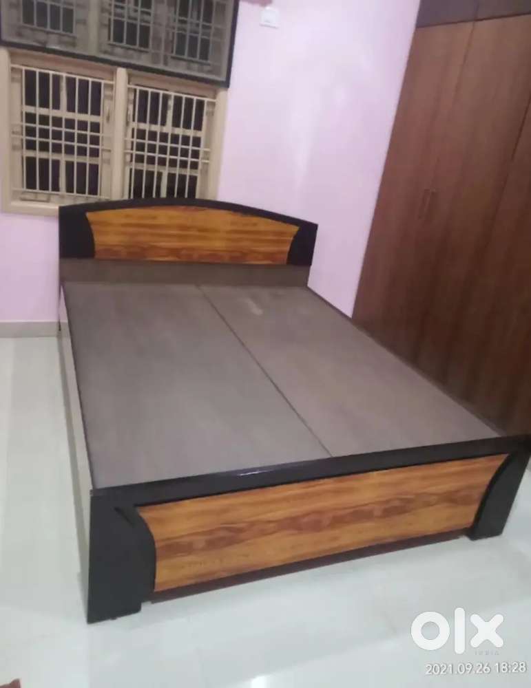 (4/6-)(5/6-)(6/6) take wood frame cots