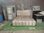 Bed showcase