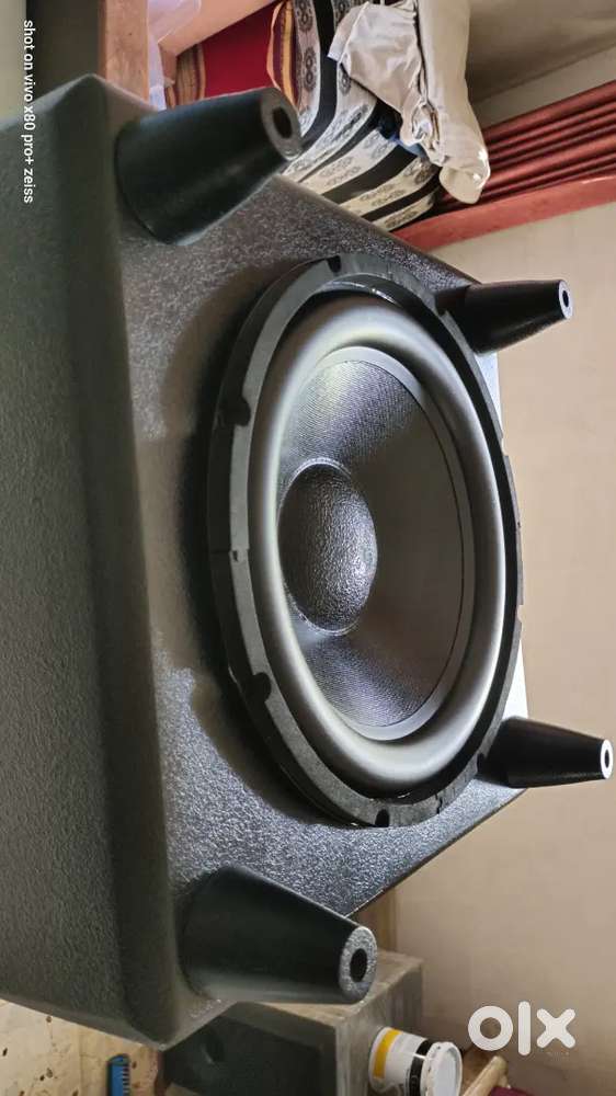 Subwoofer active