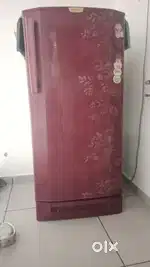 Godrej friz in very good condition.