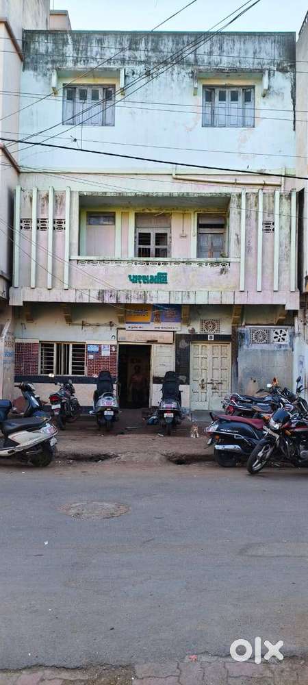પોરબંદર મધ્યમાં Prime Location મકાન વેચાણ માટે