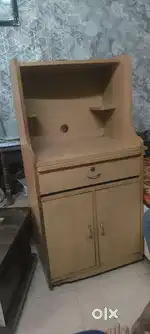 Computer table
