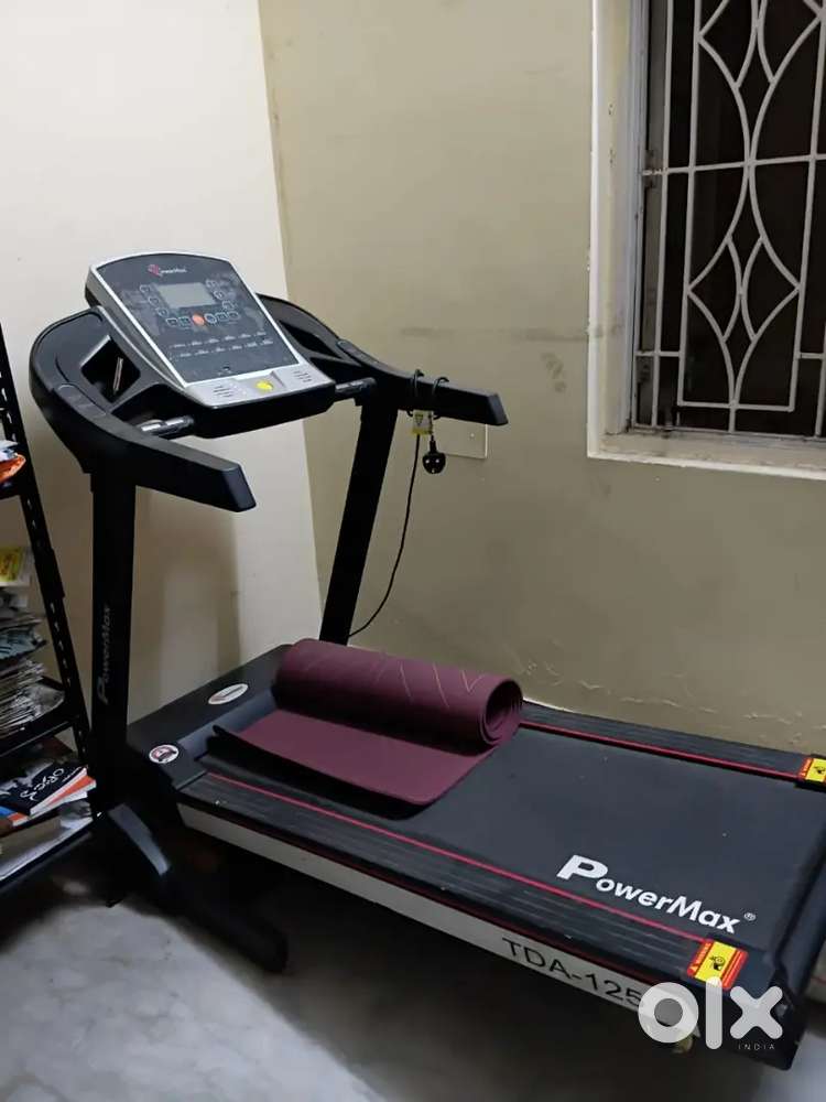 Treadmill gym aqument