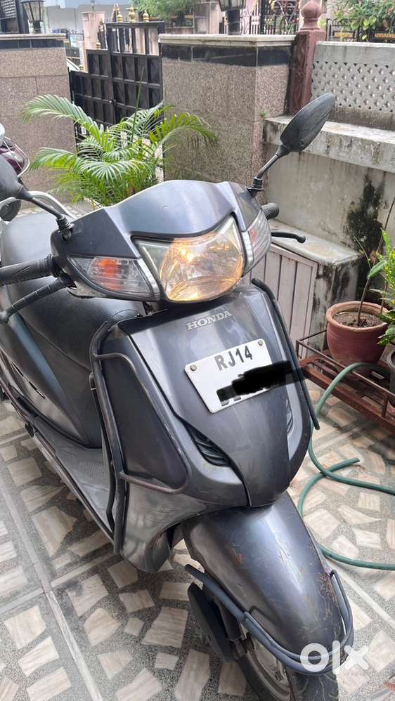 Good condition Grey colour single handed Activa