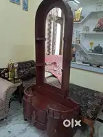 Dressing table