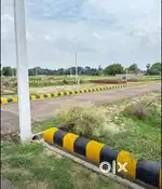 Charbag  mattero station se 14 km ke duri pr plot le ab new lucknow  k