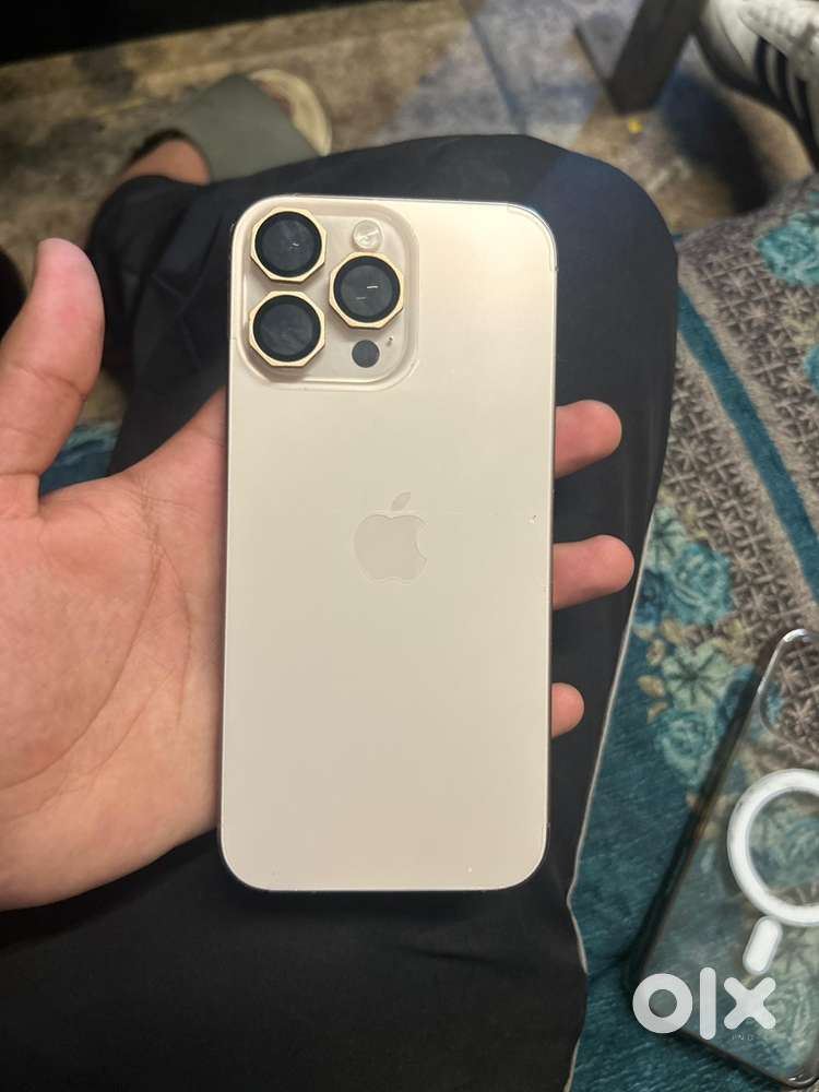 Fixxx rate16 pro max Like a new condition phone