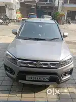 Brezza 2022 Petrol  Ext condition  push butten start key less entry