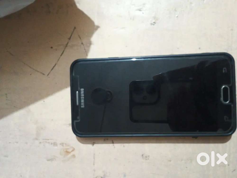 Galaxy J7 4G