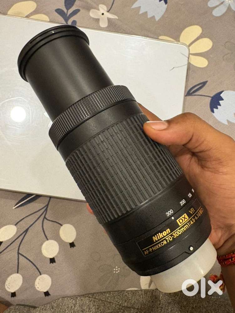 Nikon 70 - 300mm (single use) perfect condition