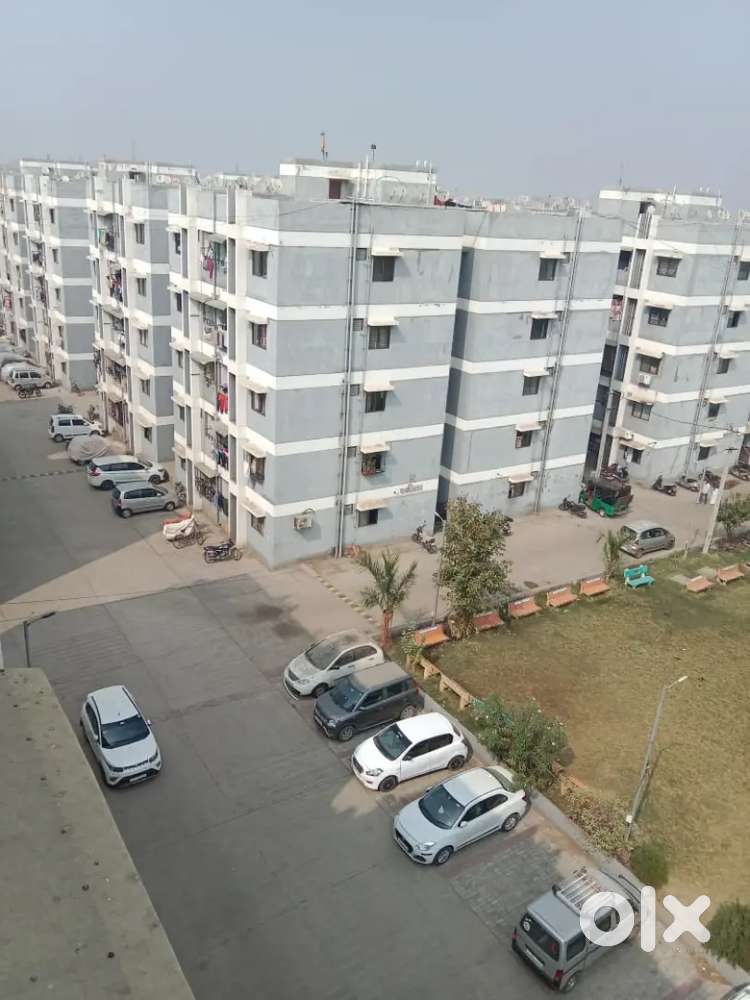 Rent 2bhk flet loc ringroad
