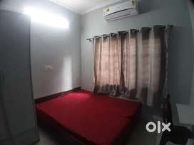 1Bk independent owner free FULLY FURNISHED
