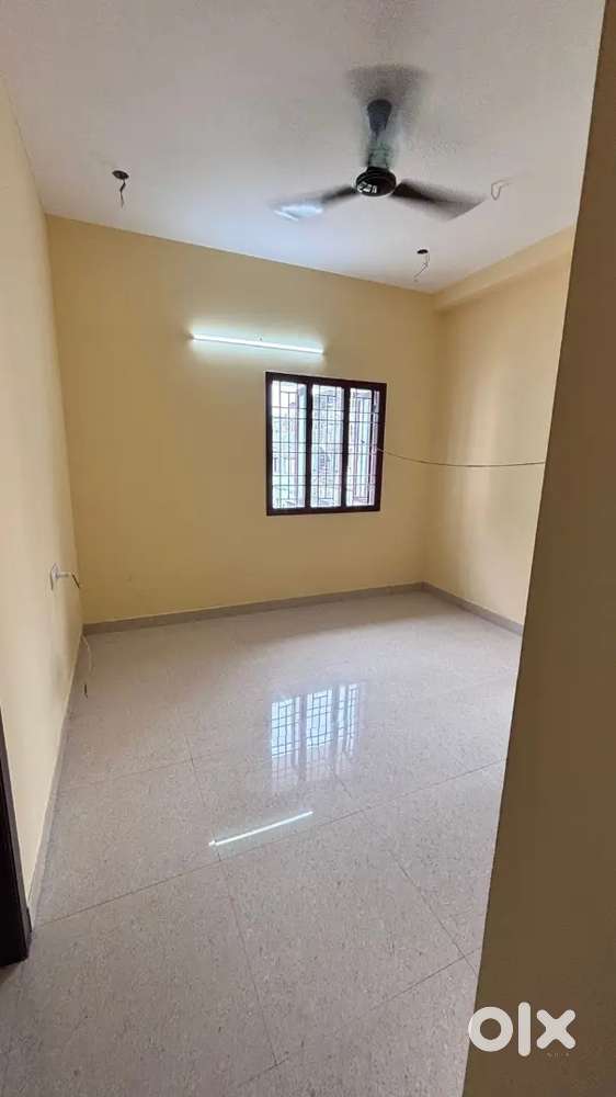 Immediate room Vaccancy upto 4 members