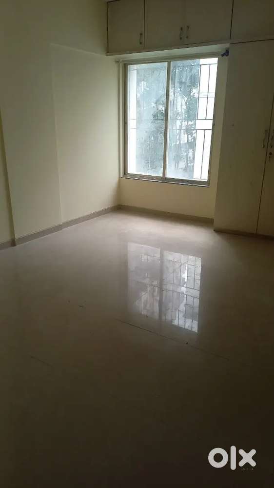 3bhk specious flat is available for sale in wakad