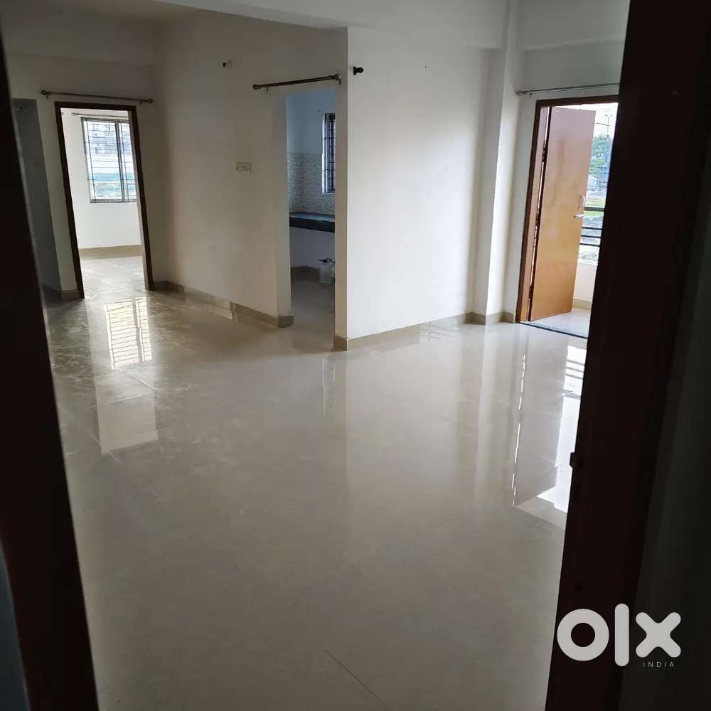 3BHK Flat in Royal Residency Khanamukh, ready to move for Resale