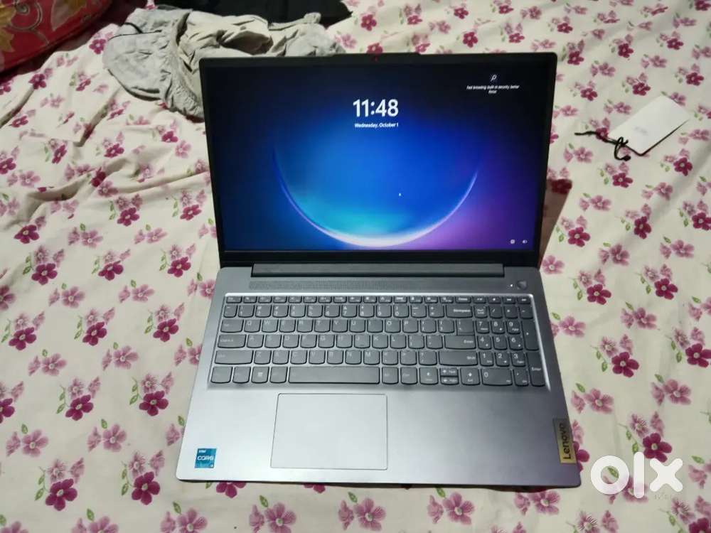 Lenovo slim 3 (Only 6 months)