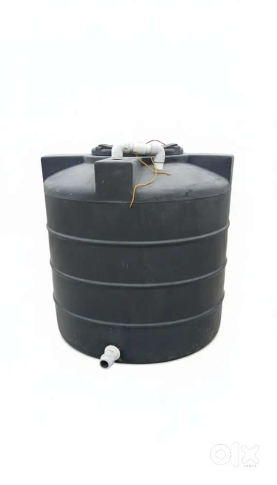 300 Liter Water Tank – Good Condition – ₹800 (Negotiable)