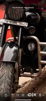 Royal Enfield Black Classic 350