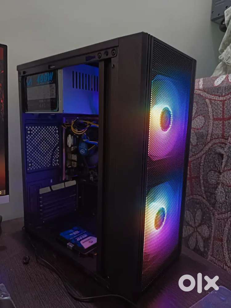 GAMING CPU ICE-MASTER DDR4 8GB RAM (2 WEEK OLD)