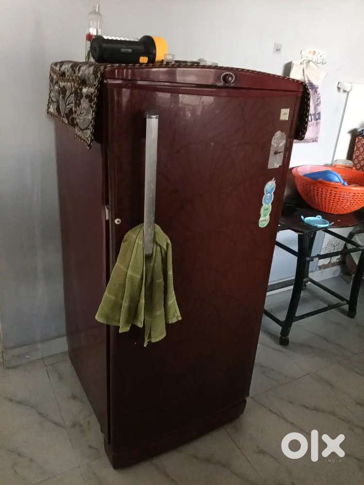 Godrej fridge sale 9000rs