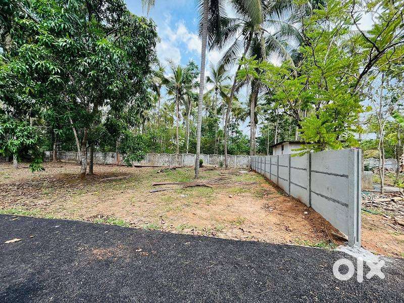 250meter, Residential Land for sale at Kolangattukkara, Thrissur